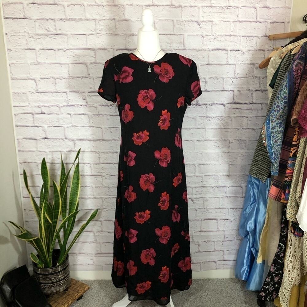 Vintage Valerie Stevens 100% silk floral dress
